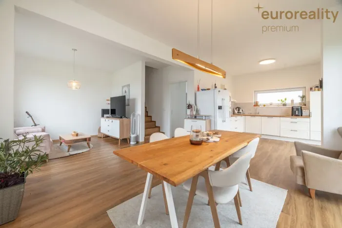 Pronájem rodinného domu, Chodová Planá, Kolmá, 100 m2