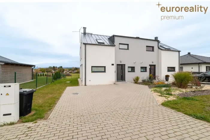 Pronájem rodinného domu, Chodová Planá, Kolmá, 100 m2
