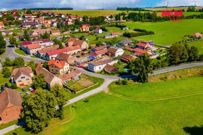 Prodej louky, Hradec, 286 m2