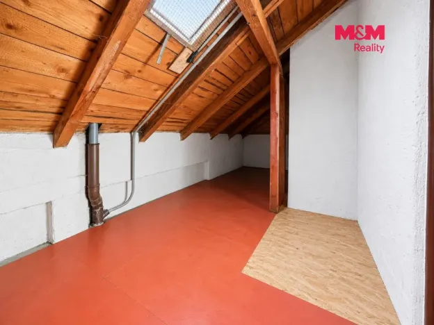 Prodej rodinného domu, Staré Město, sídl. 1. máje, 114 m2