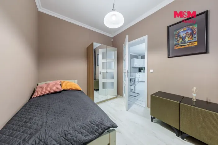 Pronájem bytu 3+kk, Karlovy Vary, Moravská, 80 m2