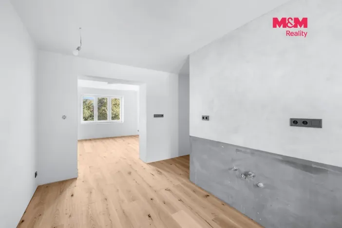 Prodej bytu 2+1, Beroun - Beroun-Město, Třída Míru, 56 m2