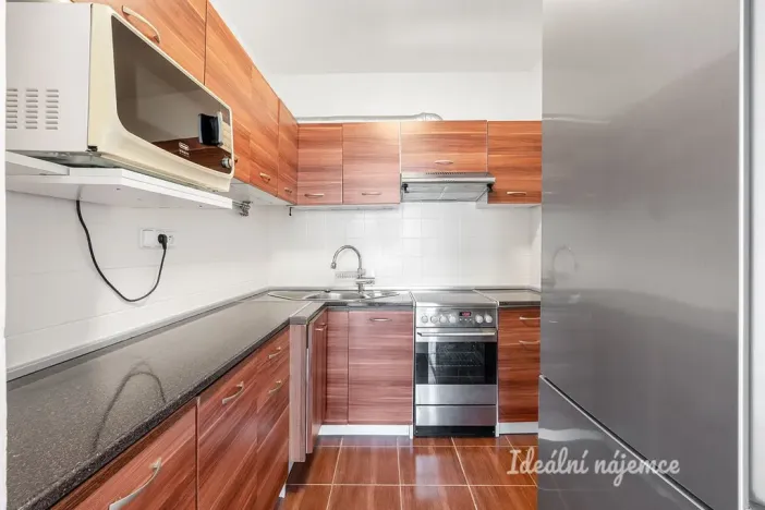 Pronájem bytu 2+kk, Praha - Ruzyně, Ciolkovského, 41 m2
