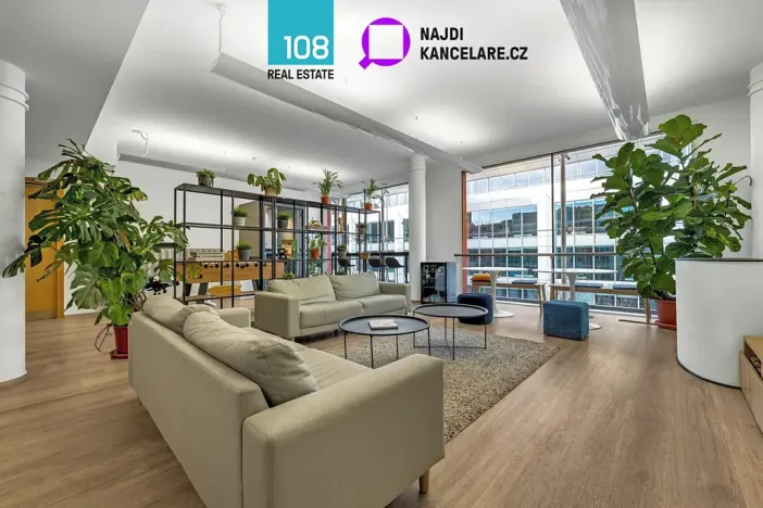Pronájem kanceláře, Praha - Karlín, Křižíkova, 747 m2