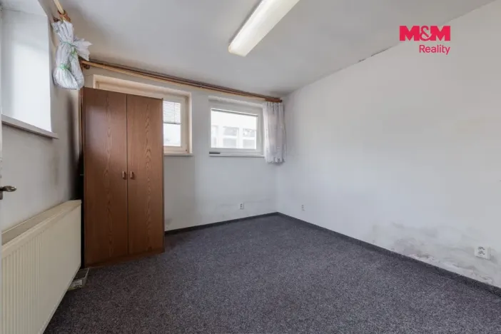 Pronájem obchodního prostoru, Kraslice, B. Smetany, 91 m2