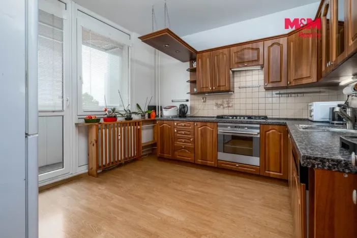 Prodej bytu 3+1, Hradec Králové - Nový Hradec Králové, třída Edvarda Beneše, 98 m2