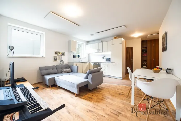 Pronájem bytu 2+kk, Světice, K Dálnici, 67 m2