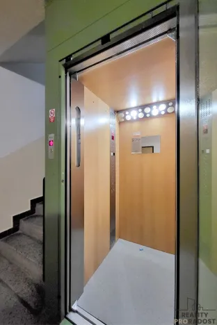 Prodej bytu 3+1, Kuřim, Brněnská, 66 m2