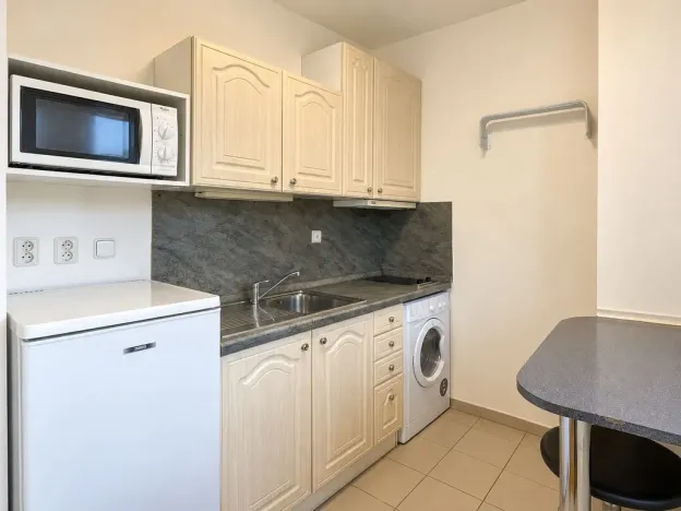 Pronájem bytu 1+kk, Praha - Troja, Vřesová, 26 m2