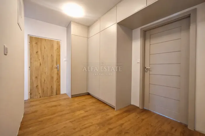 Pronájem bytu 3+kk, Karlovy Vary - Drahovice, Východní, 61 m2