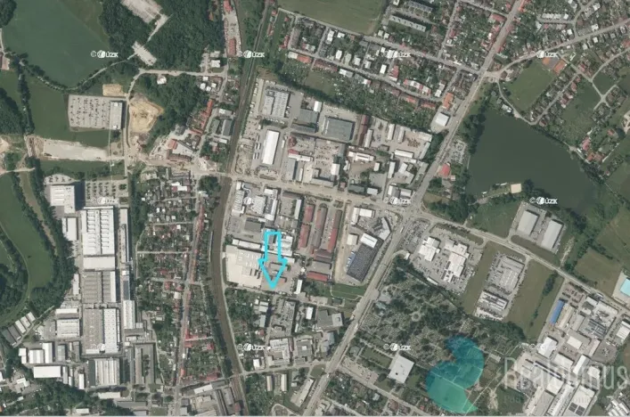 Pronájem pozemku, České Budějovice, Školní, 1800 m2