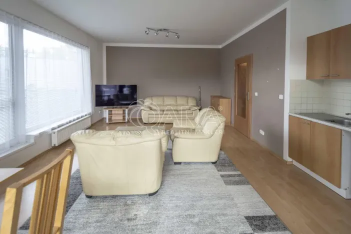 Prodej bytu 2+kk, Praha - Motol, Kudrnova, 63 m2