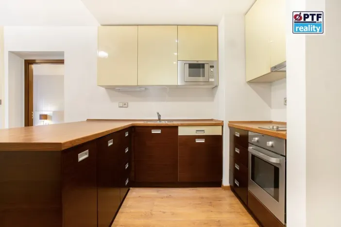 Pronájem bytu 2+kk, Plzeň - Jižní Předměstí, U Borského parku, 52 m2