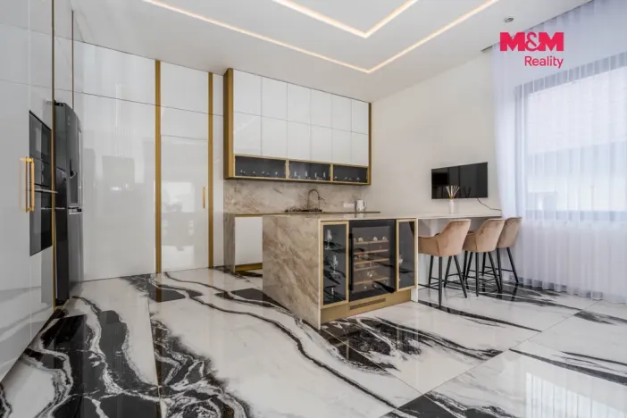 Prodej rodinného domu, Jirny, Modřínová, 400 m2