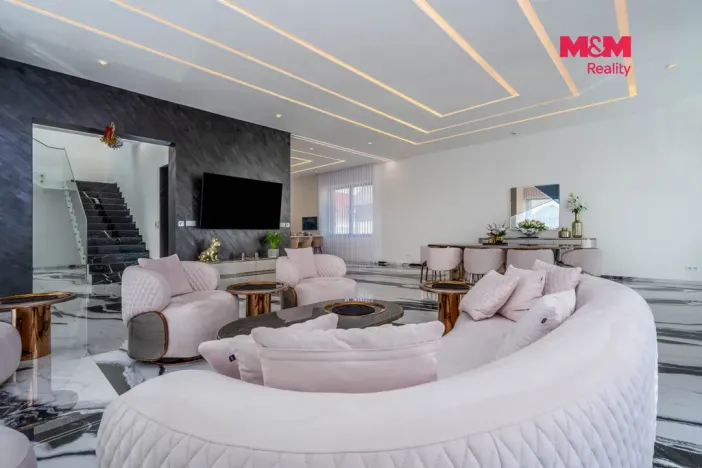 Prodej rodinného domu, Jirny, Modřínová, 400 m2