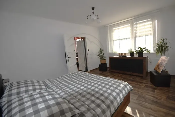 Prodej bytu 3+1, Česká Ves, 70 m2
