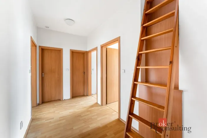 Prodej bytu 3+kk, Beroun - Beroun-Město, Nám. M.Poštové, 63 m2