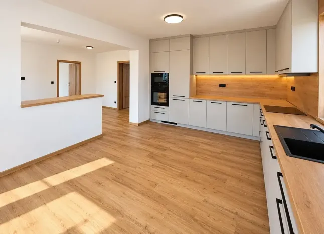 Prodej rodinného domu, Hroznová Lhota, 145 m2