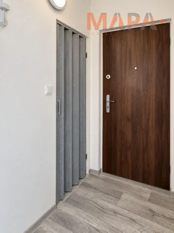 Pronájem bytu 1+1, Chomutov, Dřínovská, 35 m2