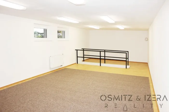 Pronájem obchodního prostoru, Praha - Krč, U krčské vodárny, 115 m2
