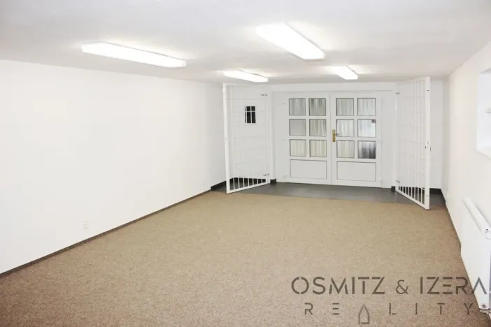 Pronájem obchodního prostoru, Praha - Krč, U krčské vodárny, 115 m2