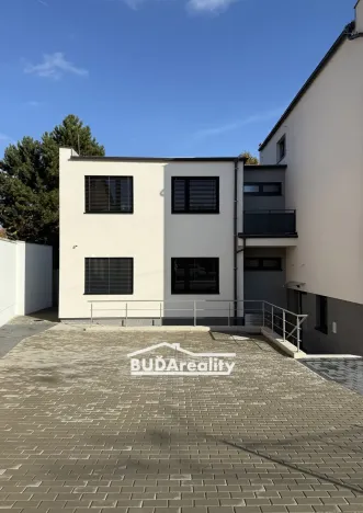 Pronájem kanceláře, Otrokovice, tř. Osvobození, 12 m2
