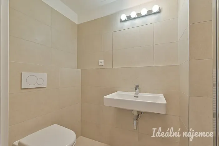 Pronájem bytu 1+kk, Brno - Maloměřice, Pod Kavkami, 27 m2