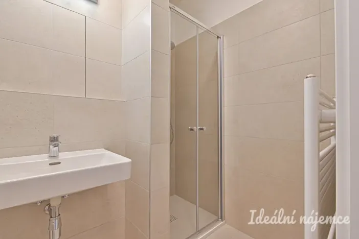 Pronájem bytu 1+kk, Brno - Maloměřice, Pod Kavkami, 27 m2