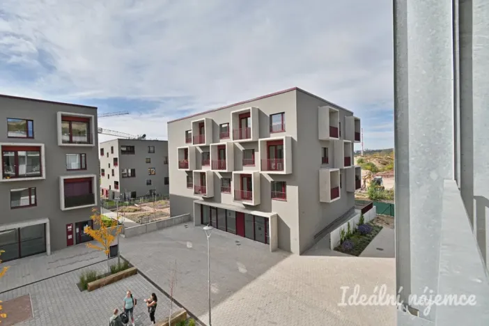 Pronájem bytu 1+kk, Brno - Maloměřice, Pod Kavkami, 27 m2