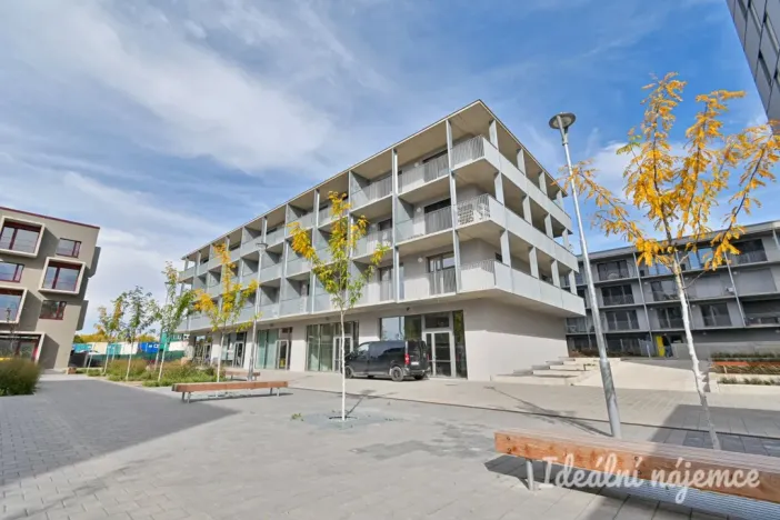 Pronájem bytu 1+kk, Brno - Maloměřice, Pod Kavkami, 27 m2