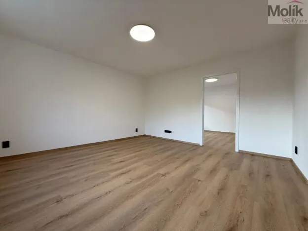 Prodej bytu 3+1, Meziboří, Májová, 51 m2