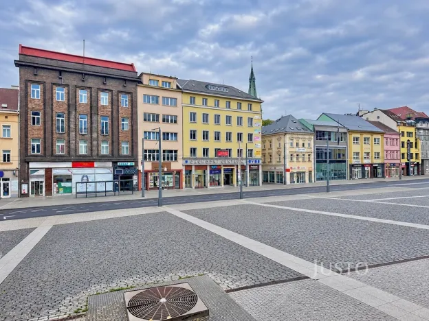 Pronájem bytu 2+1, Ústí nad Labem - Ústí nad Labem-centrum, Mírové náměstí, 64 m2