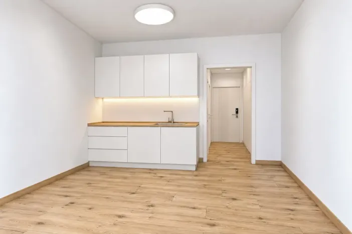 Pronájem bytu 1+kk, Lázně Bělohrad, Jínova, 25 m2