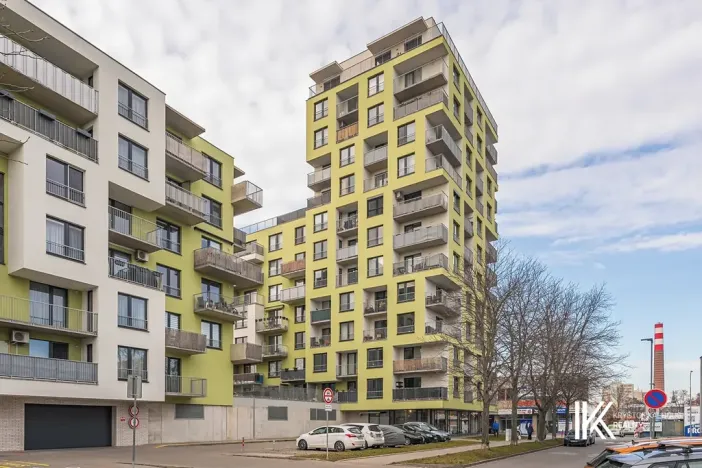 Prodej garážového stání, Pardubice, Na Spravedlnosti, 14 m2