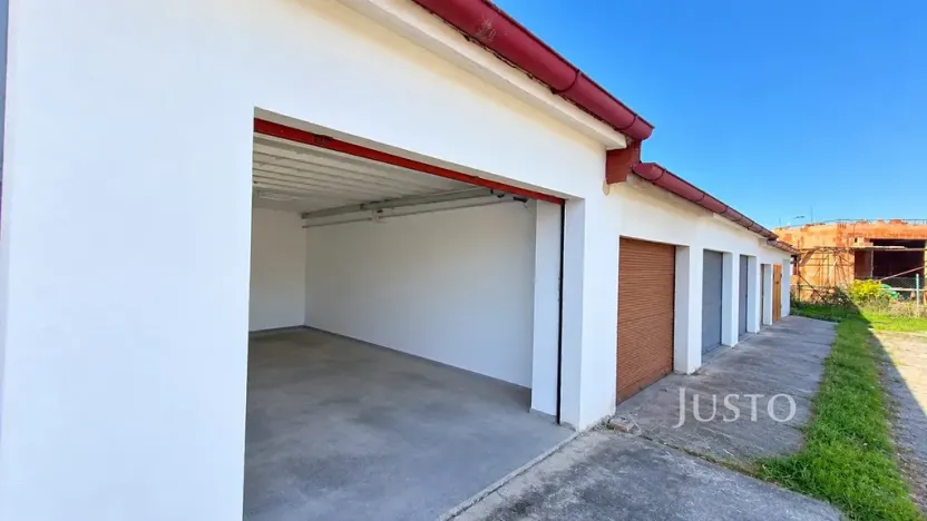 Pronájem garáže, Písek, Vrcovická, 18 m2