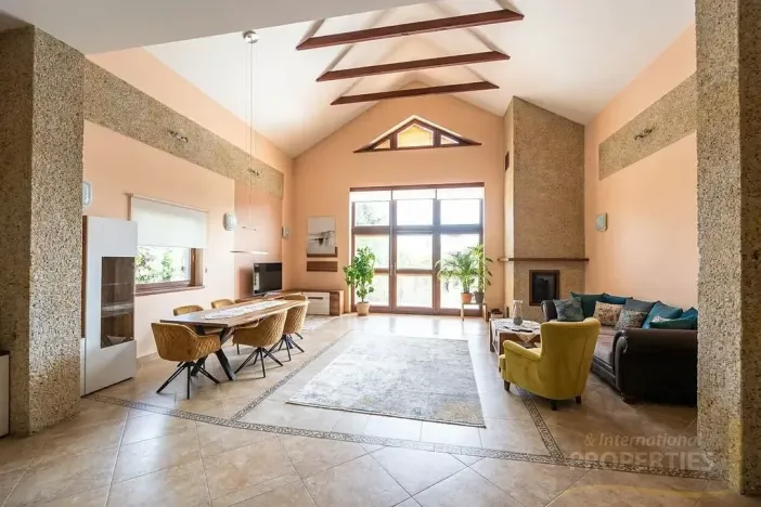 Prodej rodinného domu, Hostivice, U Lindbetonky, 245 m2