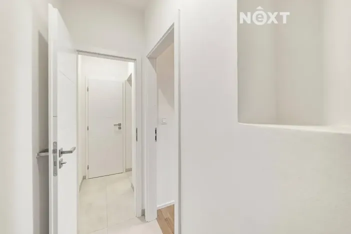 Pronájem bytu 2+kk, Praha - Vysočany, Kolmá, 34 m2