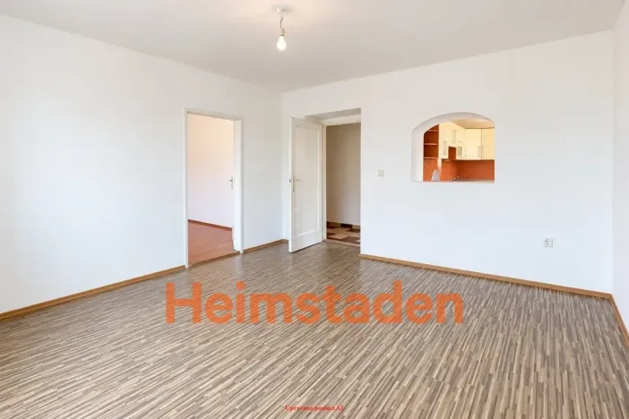 Pronájem bytu 2+1, Karviná - Nové Město, nám. Budovatelů, 55 m2