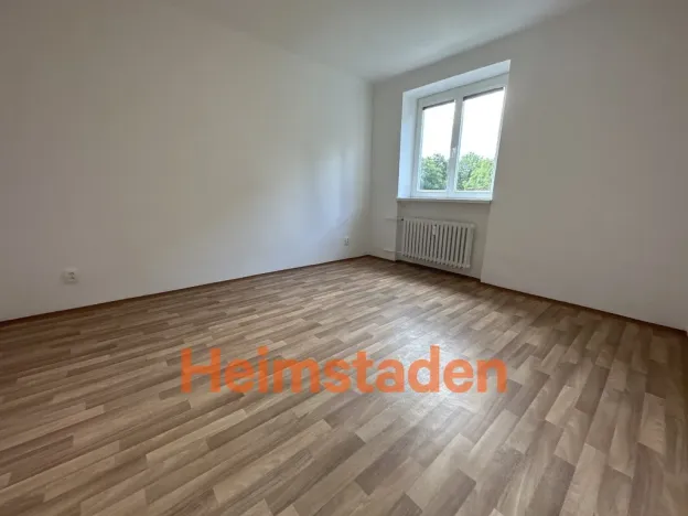 Pronájem bytu 1+1, Ostrava - Poruba, Hlavní třída, 29 m2