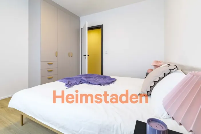 Pronájem bytu 2+kk, Praha - Holešovice, U Pergamenky, 57 m2