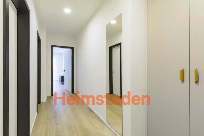Pronájem bytu 2+kk, Praha - Holešovice, U Pergamenky, 57 m2
