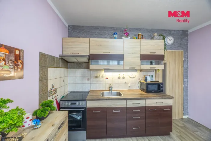 Prodej bytu 1+1, Klatovy - Klatovy IV, Za Tratí, 42 m2
