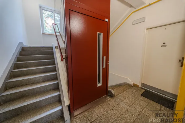 Prodej bytu 1+kk, Ostrava - Poruba, Kyjevská, 28 m2