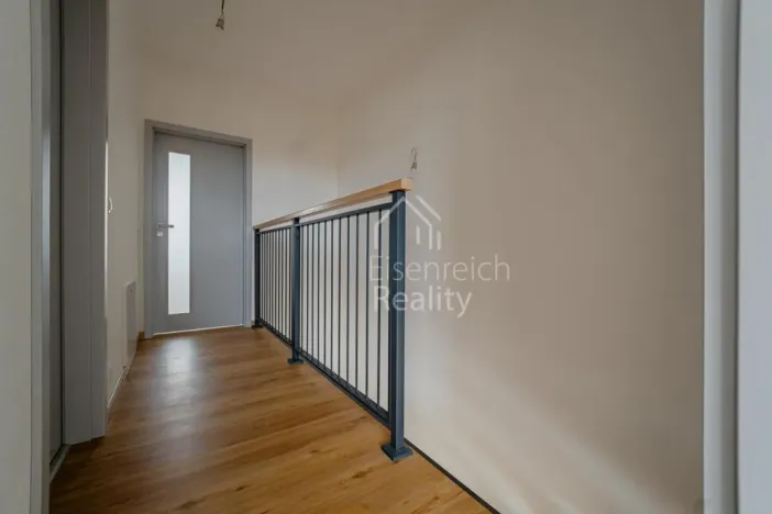 Prodej bytu 3+kk, Hradec Králové - Slatina, Pod Spáleníkem, 94 m2