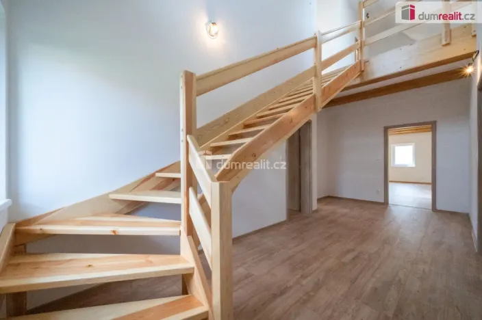 Prodej rodinného domu, Suchdol nad Lužnicí - Klikov, Husova, 187 m2