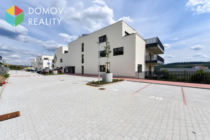 Pronájem garážového stání, Beroun, U Židovského hřbitova, 18 m2