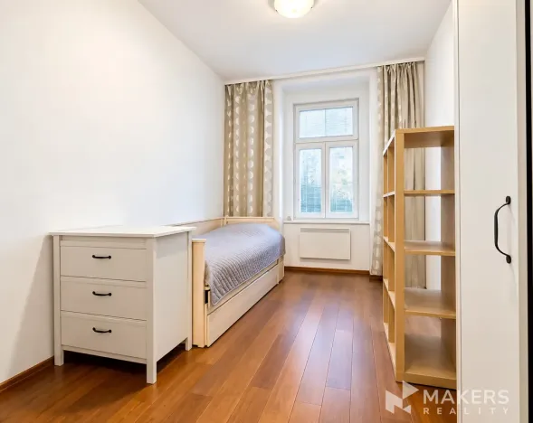 Prodej ubytování, Praha - Smíchov, Plzeňská, 190 m2
