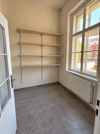 Pronájem kanceláře, Praha - Holešovice, U průhonu, 64 m2