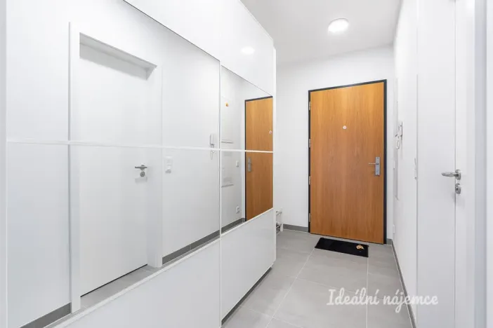 Pronájem bytu 2+kk, Praha - Dolní Chabry, K Beranovu, 50 m2