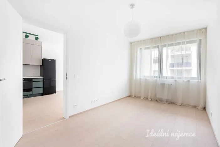 Pronájem bytu 2+kk, Praha - Dolní Chabry, K Beranovu, 50 m2